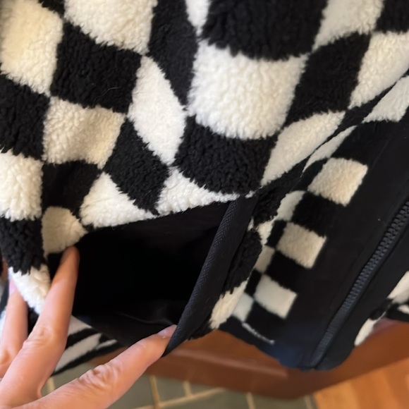 Checkered Sherpa Jacket by Pendleton x Urban Outfitters - Picture 4 of 8